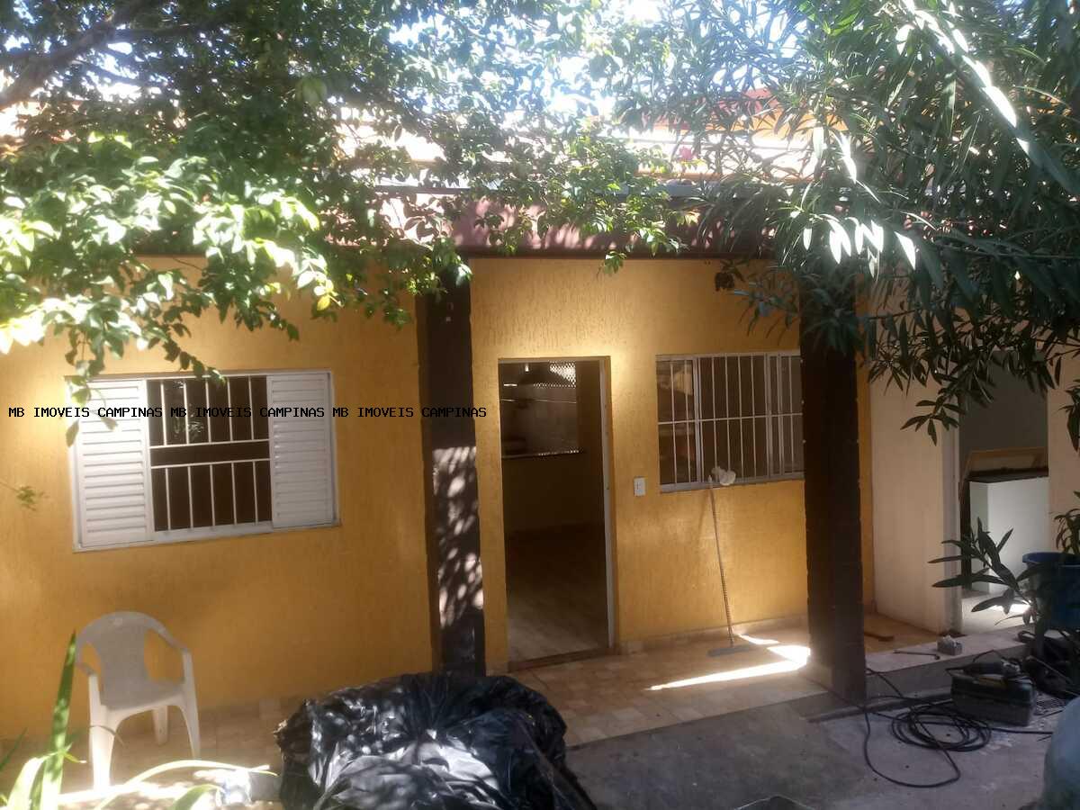 Casa, 6 quartos, 261 m² - Foto 1