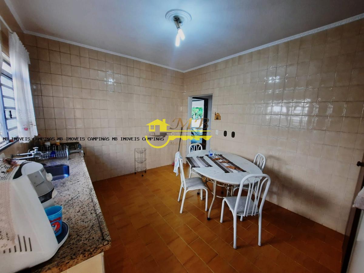 Casa, 3 quartos, 249 m² - Foto 3