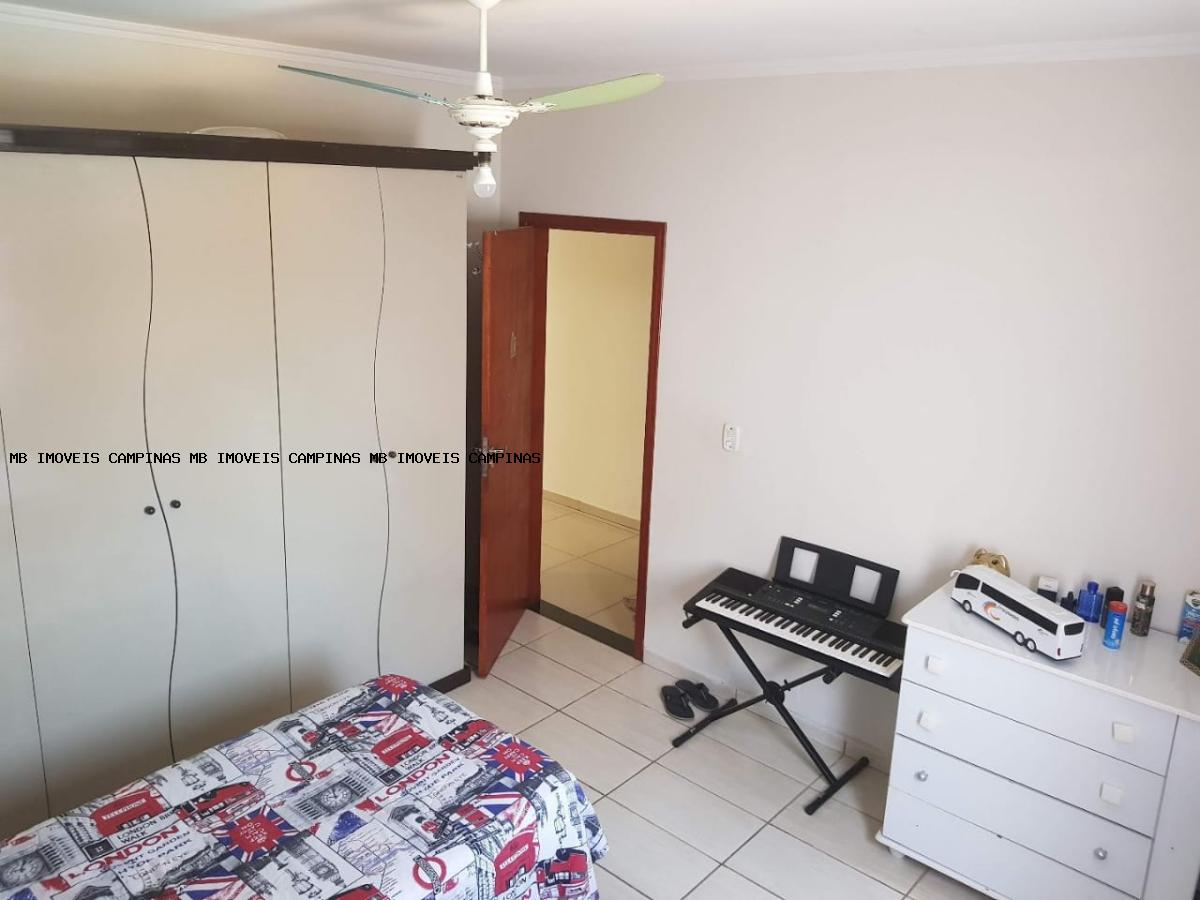 Casa, 3 quartos, 205 m² - Foto 14