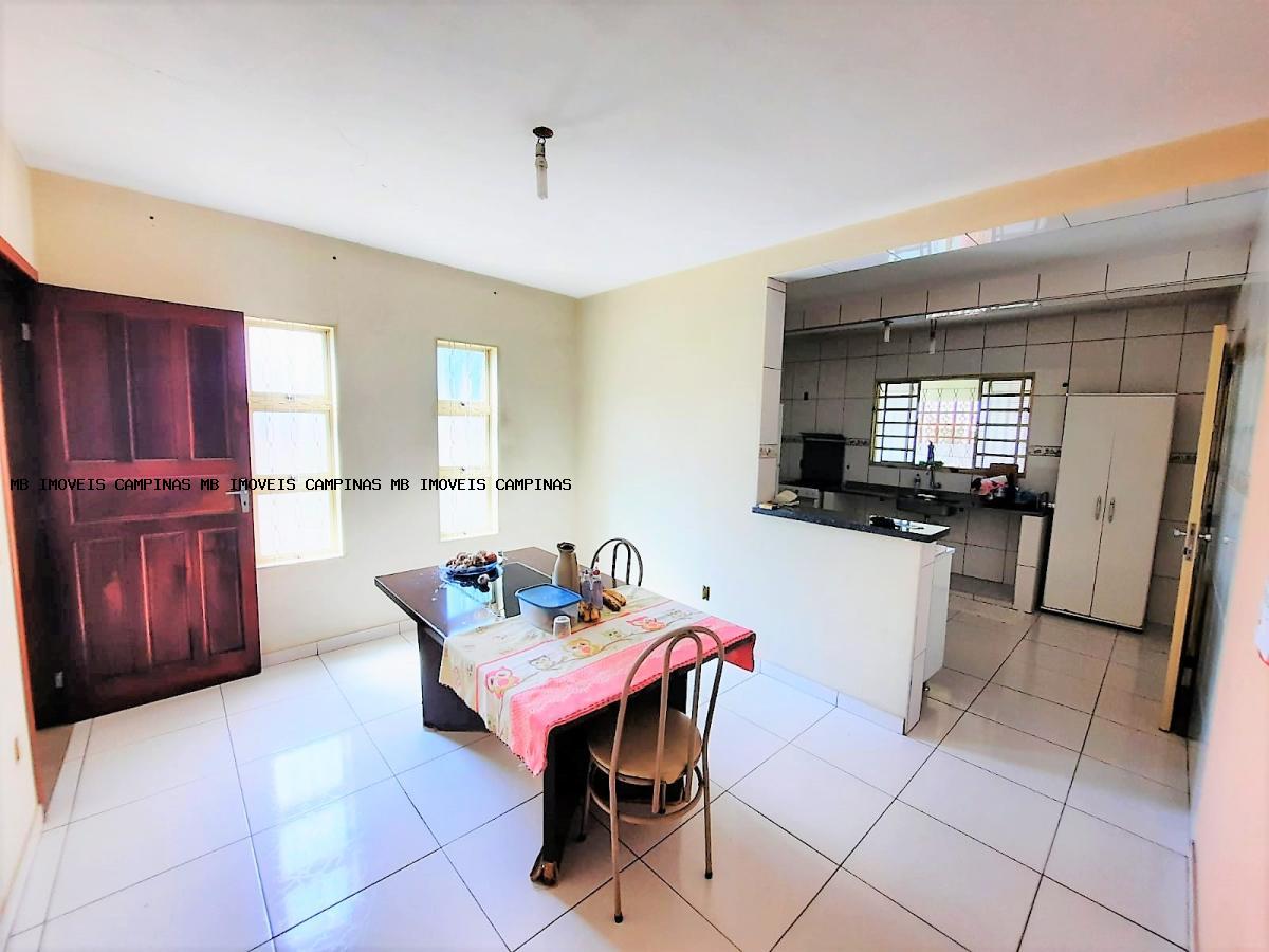 Casa, 3 quartos, 246 m² - Foto 11