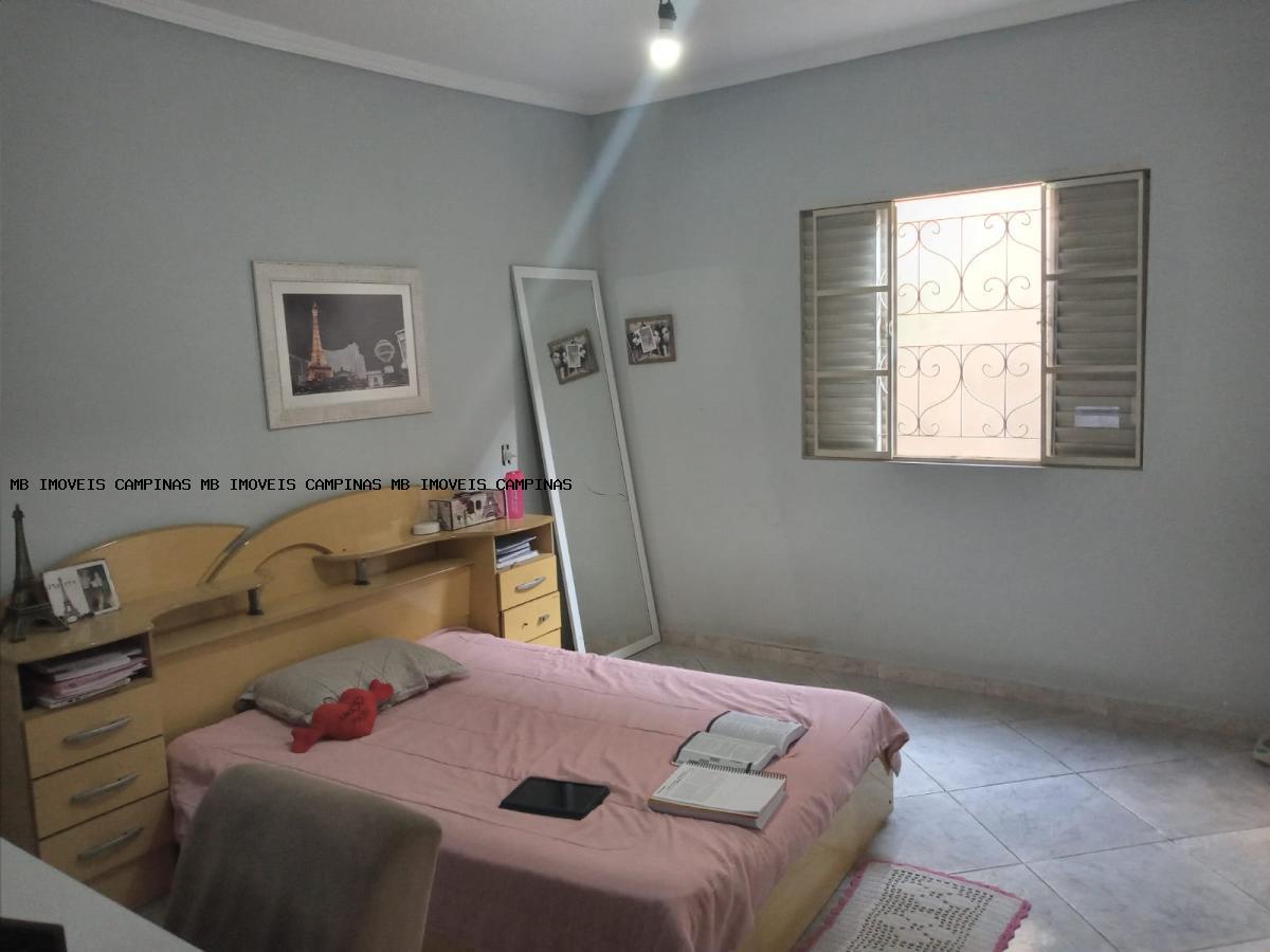 Casa, 3 quartos, 250 m² - Foto 9