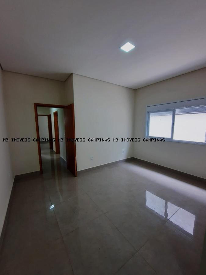 Casa de Condomínio à venda com 3 quartos, 250m² - Foto 16