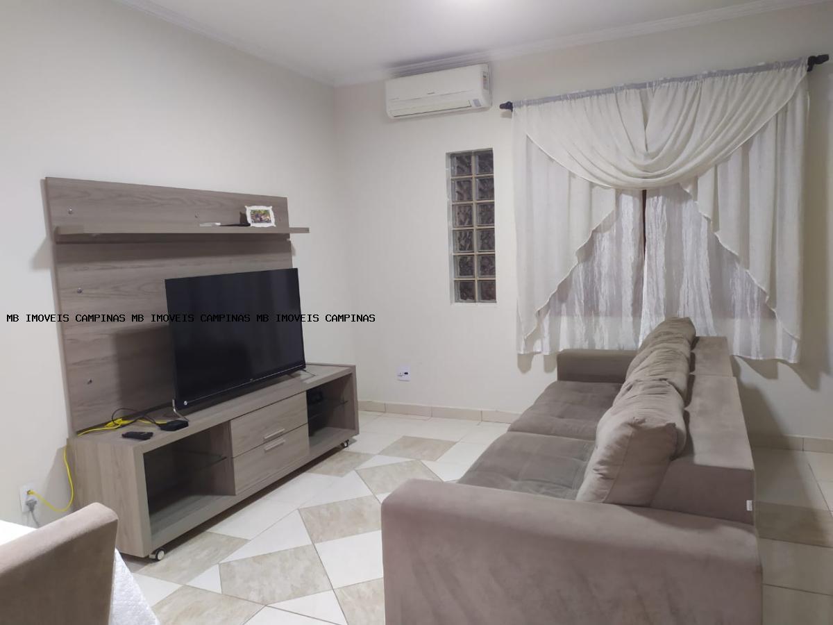 Casa à venda com 3 quartos, 136m² - Foto 4