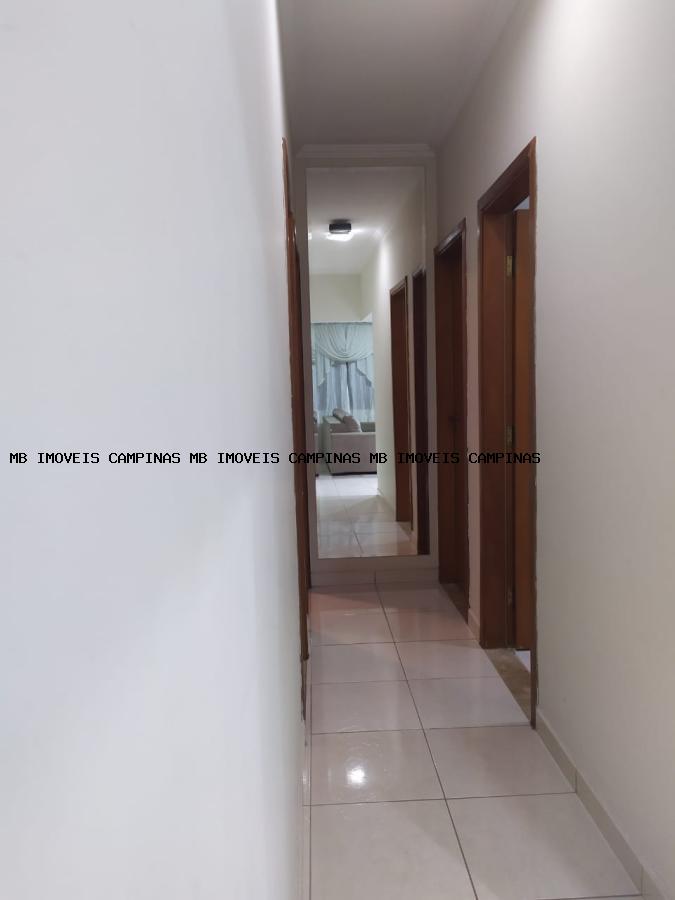 Casa à venda com 3 quartos, 136m² - Foto 3