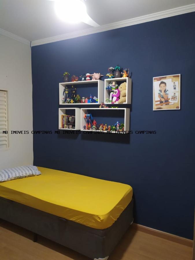Casa à venda com 3 quartos, 136m² - Foto 7