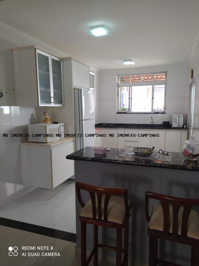 Casa, 3 quartos, 230 m² - Foto 9