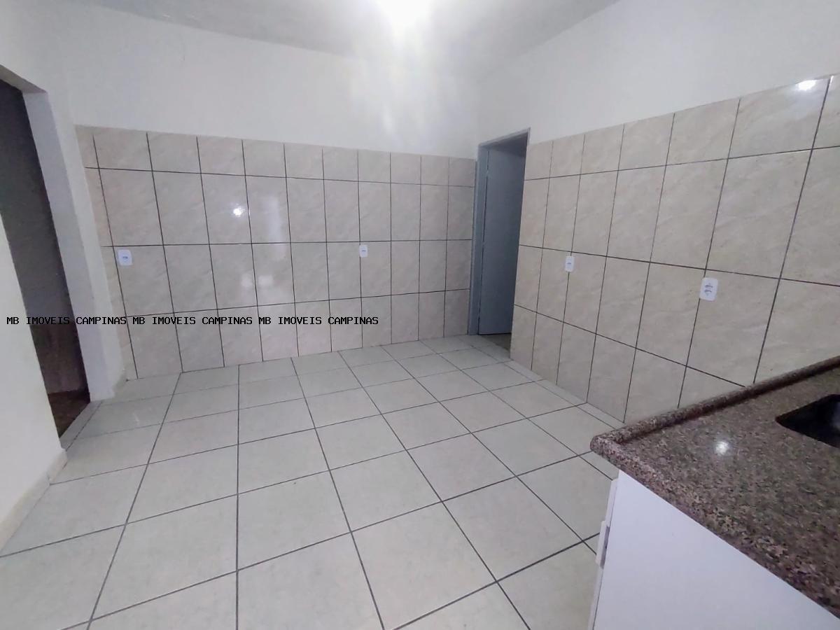 Casa à venda com 6 quartos, 180m² - Foto 5