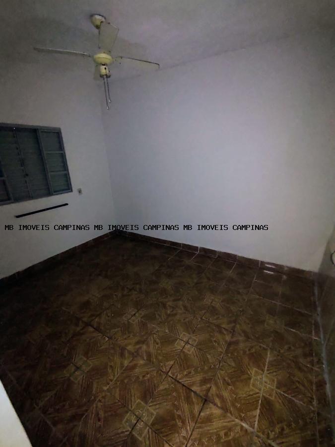 Casa à venda com 6 quartos, 180m² - Foto 7