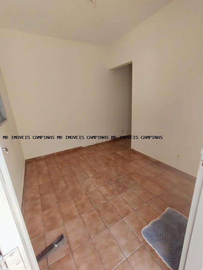 Casa à venda com 3 quartos, 120m² - Foto 3