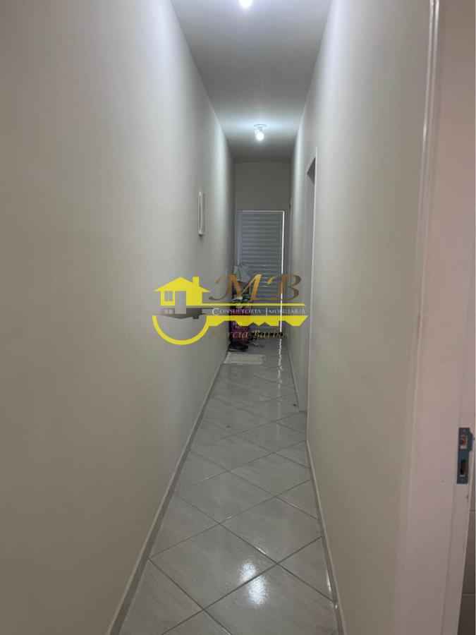 Casa à venda com 2 quartos, 156m² - Foto 2