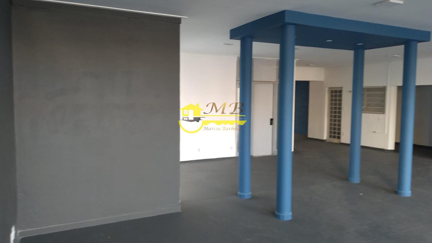 Prédio Inteiro à venda com 1 quarto, 162m² - Foto 2