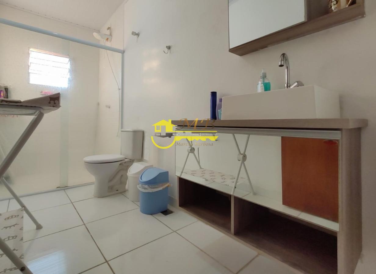 Casa, 6 quartos, 220 m² - Foto 4