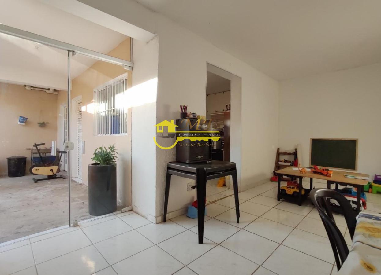 Casa, 6 quartos, 220 m² - Foto 9