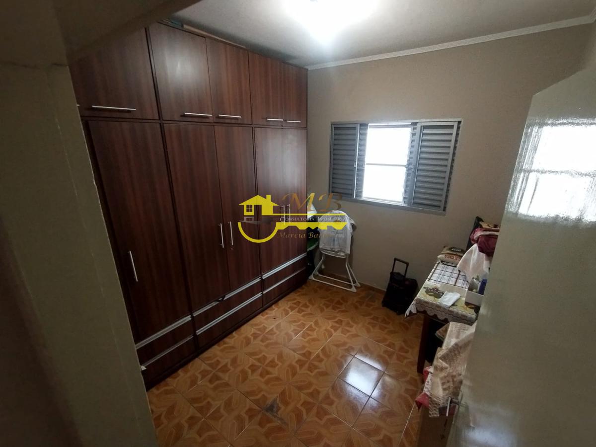 Casa à venda com 3 quartos, 200m² - Foto 5