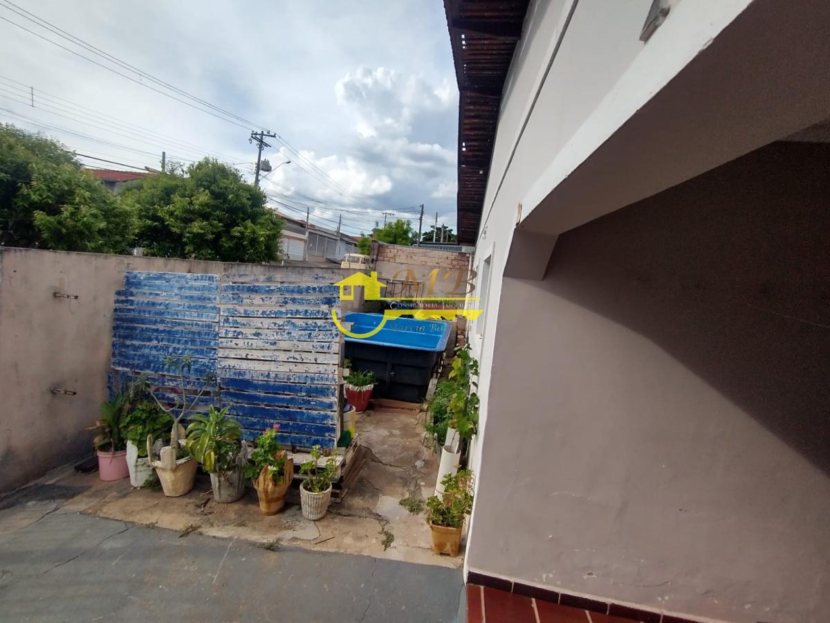 Casa à venda com 3 quartos, 200m² - Foto 10
