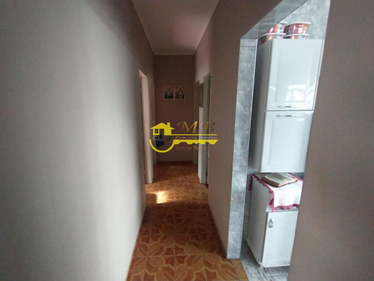 Casa à venda com 3 quartos, 200m² - Foto 11