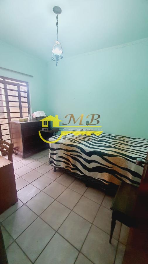 Casa à venda com 3 quartos, 350m² - Foto 7