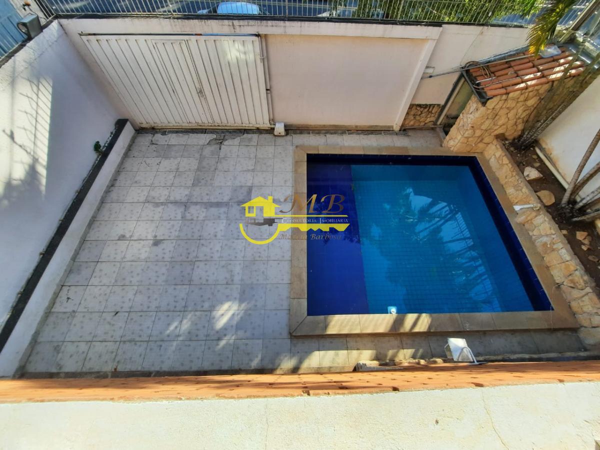 Casa, 4 quartos, 200 m² - Foto 1