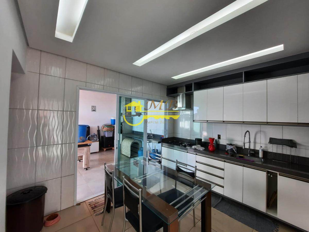Casa, 7 quartos, 250 m² - Foto 13