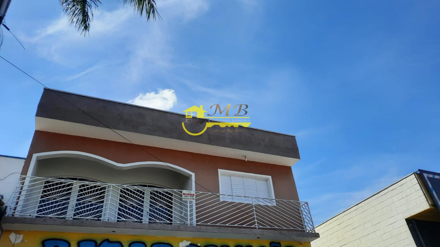 Casa à venda com 2 quartos, 100m² - Foto 1