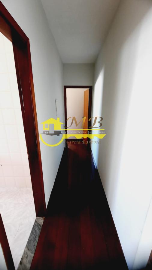 Casa à venda com 2 quartos, 100m² - Foto 12