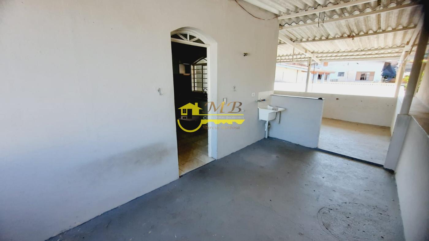 Casa à venda com 2 quartos, 100m² - Foto 19