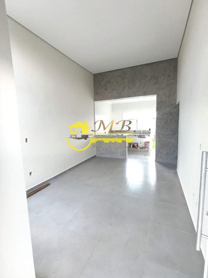 Casa à venda com 2 quartos, 61m² - Foto 4