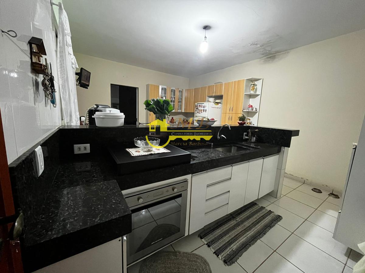 Chácara à venda com 2 quartos, 250m² - Foto 17