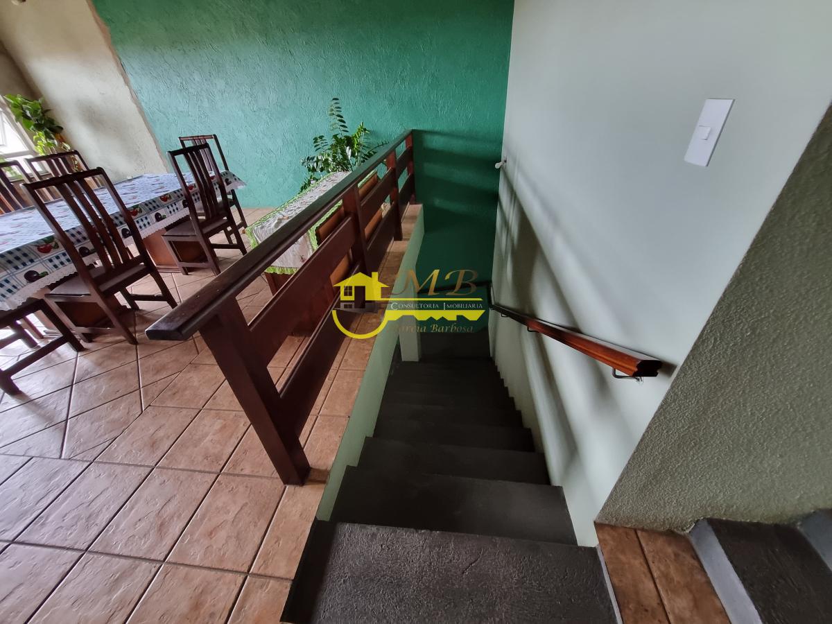 Casa à venda com 3 quartos, 238m² - Foto 5