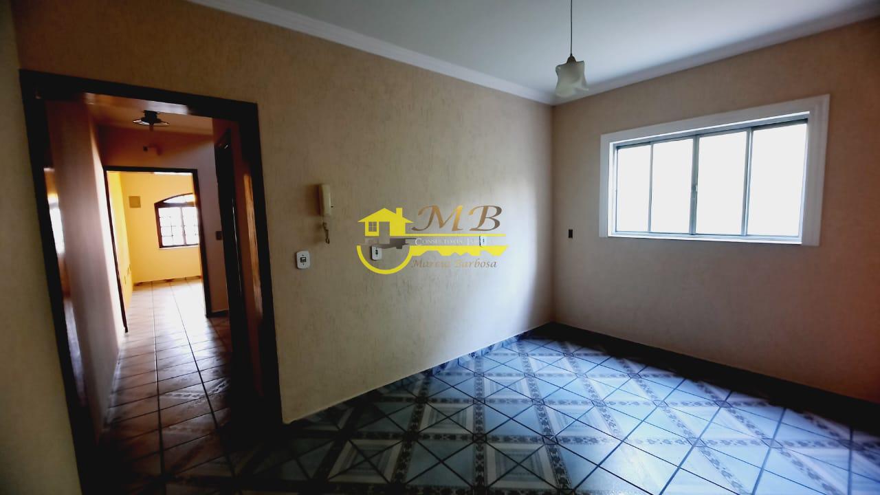 Casa à venda com 3 quartos, 180m² - Foto 7