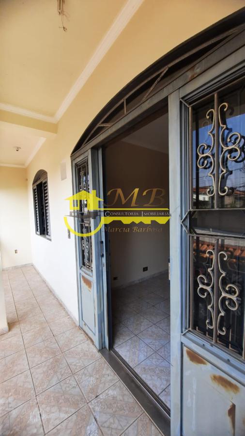 Casa à venda com 3 quartos, 180m² - Foto 9