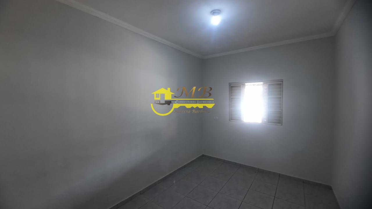 Casa à venda com 4 quartos, 180m² - Foto 9