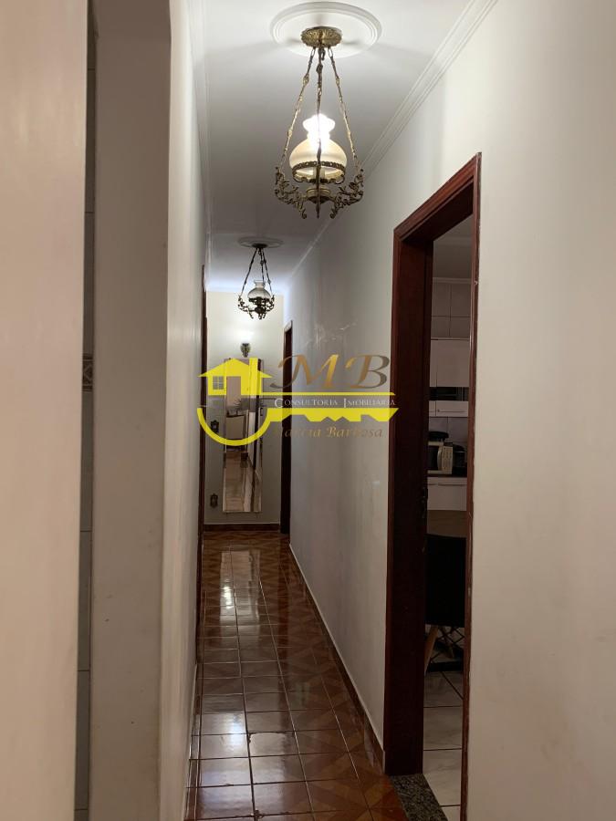 Casa à venda com 3 quartos, 200m² - Foto 9